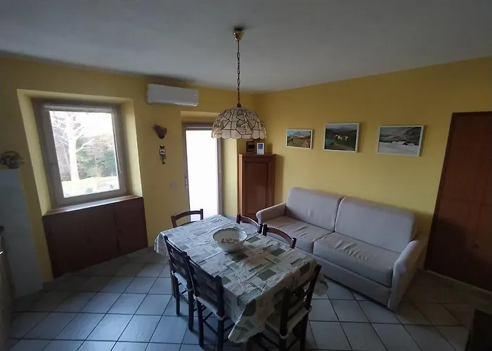 Bilocale La Tezia